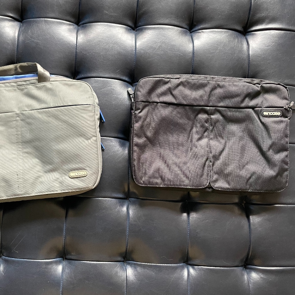 Incase Macbook Briefcase Bundle